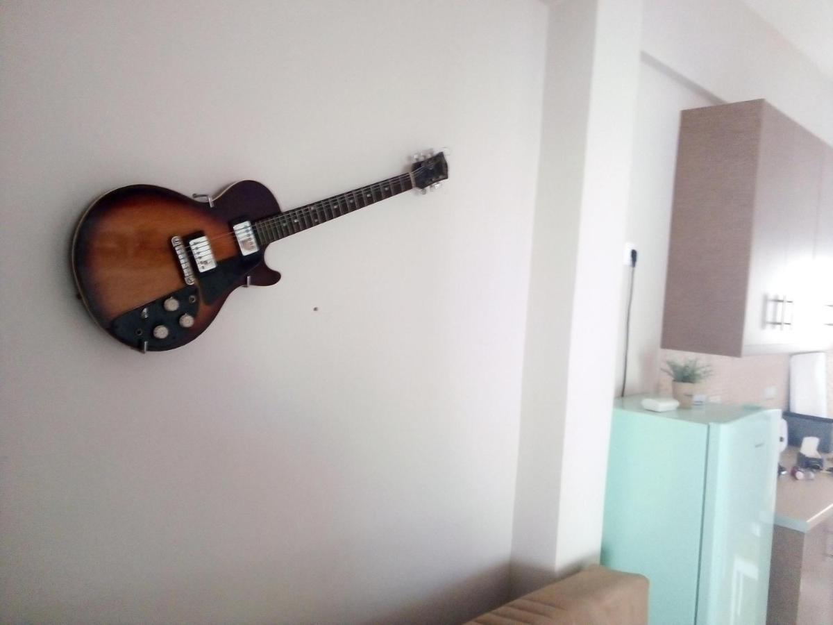 Just 9 Min From Acropolis Appartement Athene Buitenkant foto