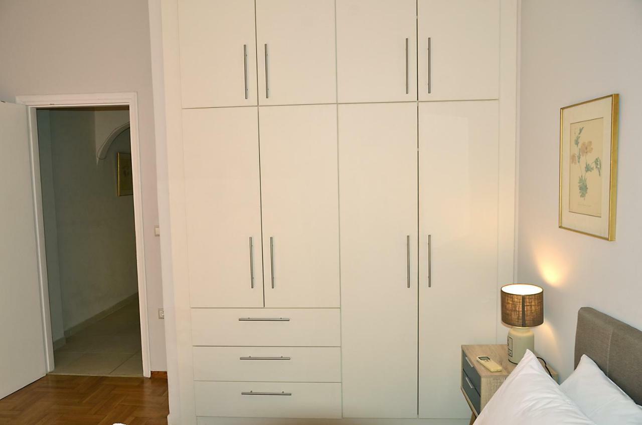 Just 9 Min From Acropolis Appartement Athene Buitenkant foto