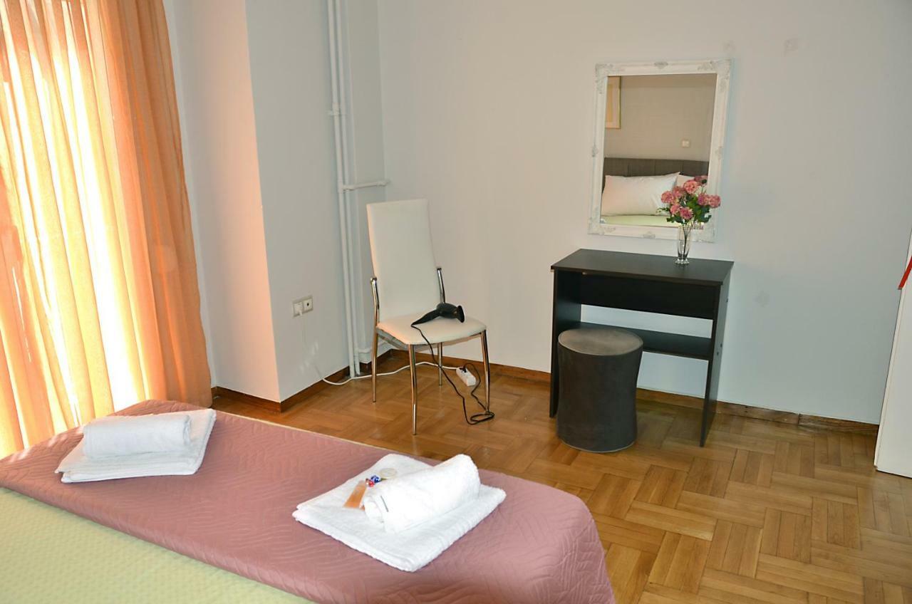 Just 9 Min From Acropolis Appartement Athene Buitenkant foto